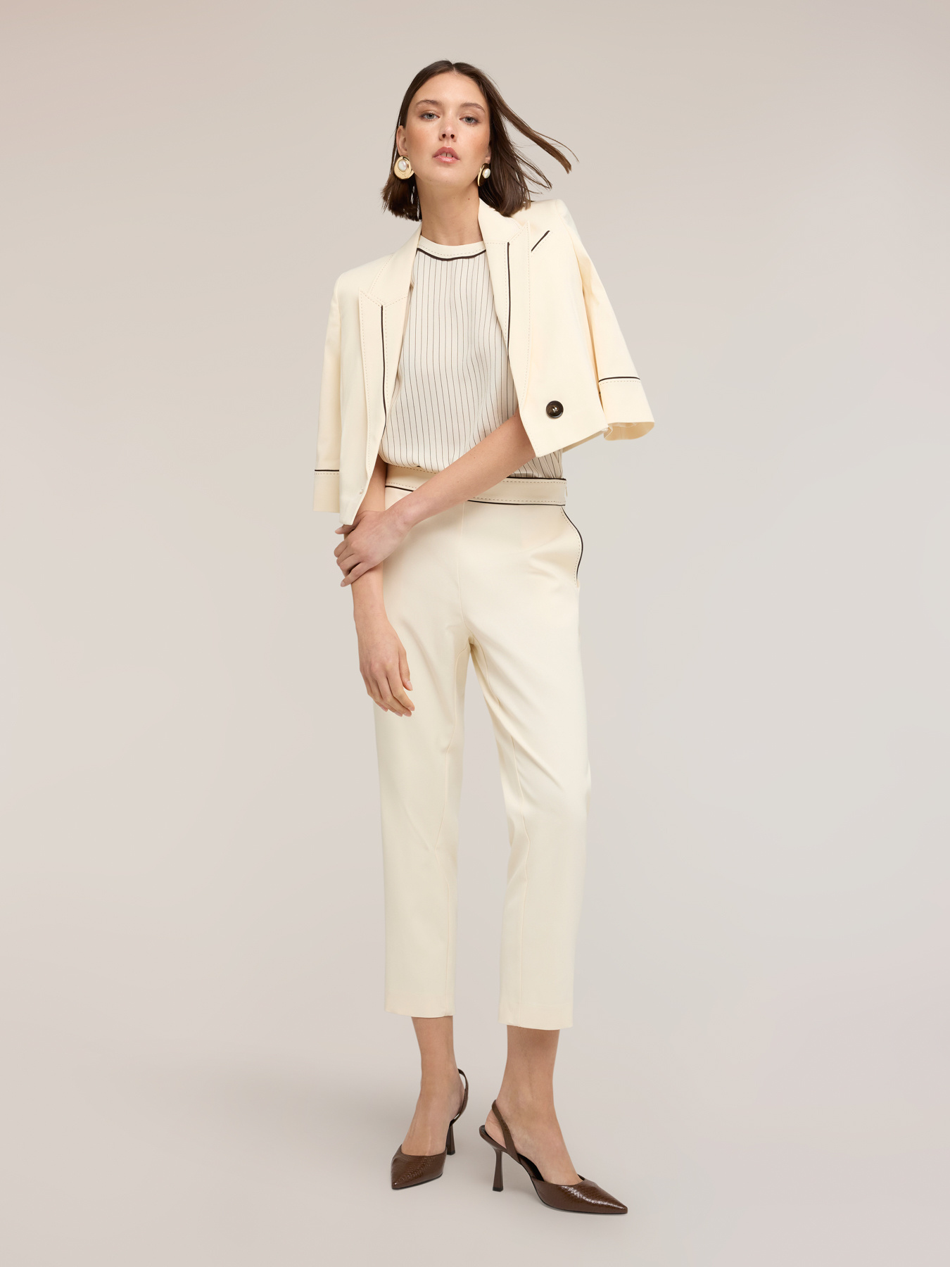 The Tailoring Lab spencer jacket image number 4