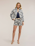 Hochgeschnittene Shorts aus Drillich mit Blumenstickerei image number 0