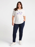 T-Shirt mit Motivationsschriftzug und Schleife image number 3