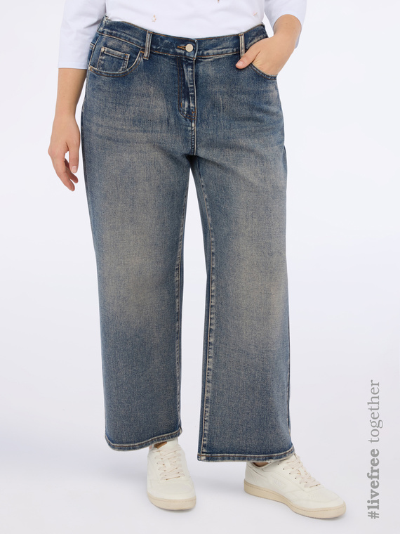 Jeans cropped gamba ampia