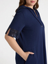 Kleid mit Kapuze und Stickerei image number 2