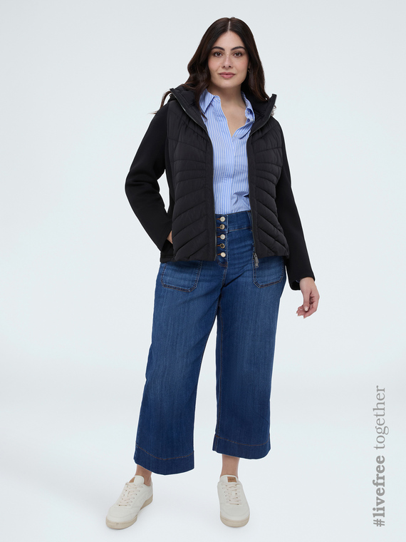 Zweifarbige Steppjacke mit Chevron-Muster