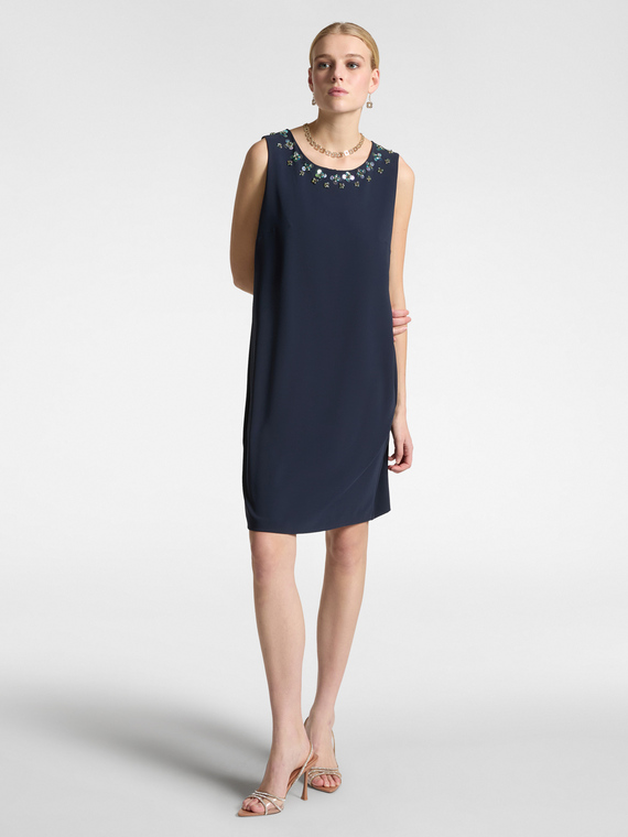 Elegant dress with embroidery