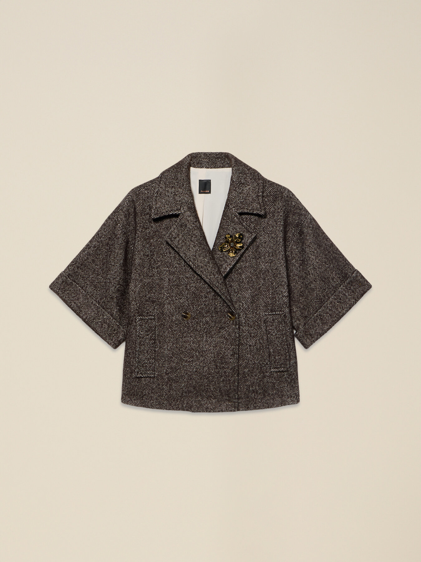 Cappa doppiopetto misto lana con spilla image number 3