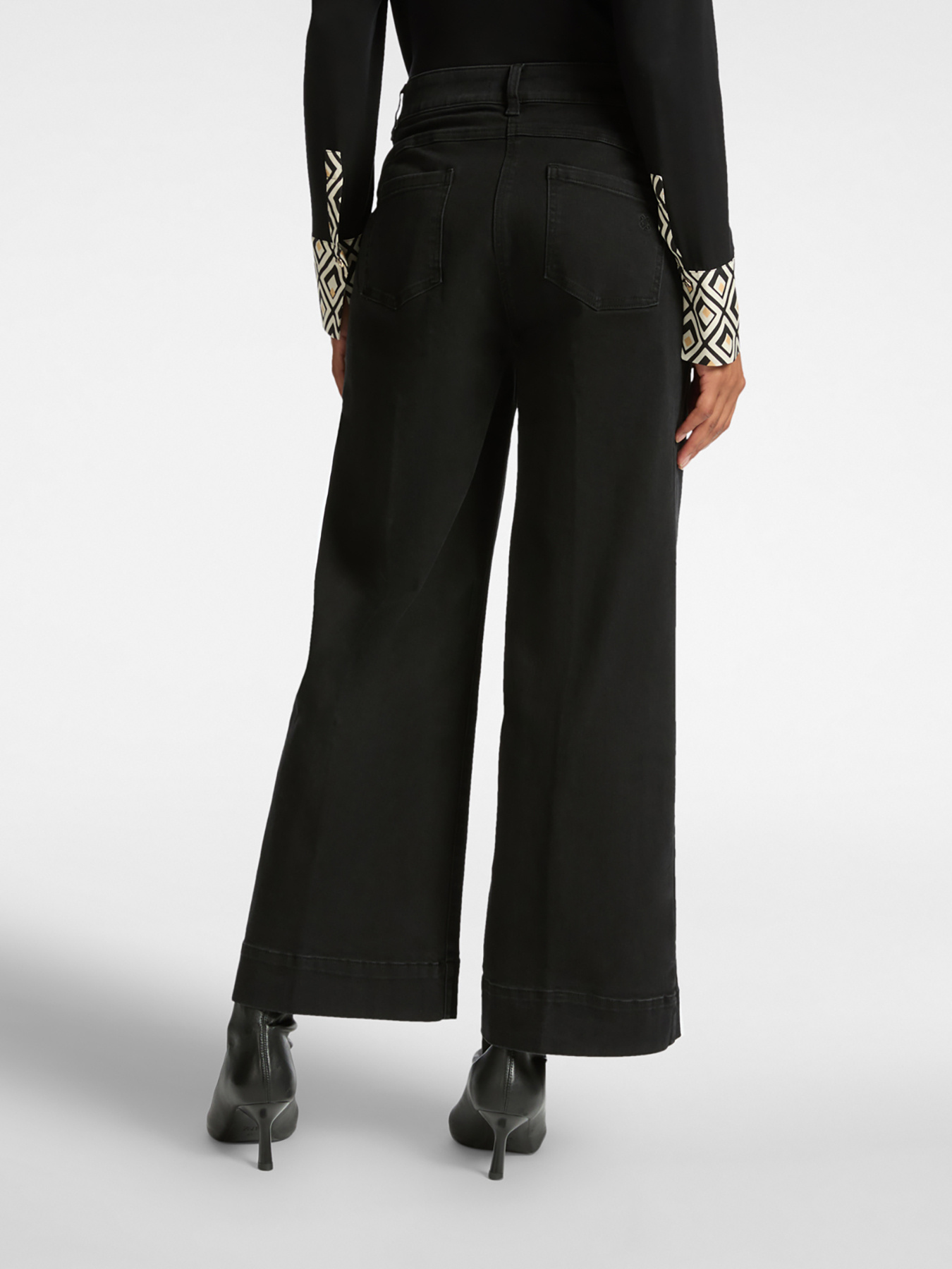 5-pocket marine jeans, "Mary" image number 1