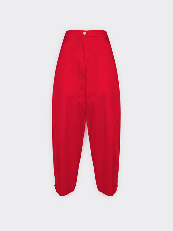 Barrel pants with bottom straps