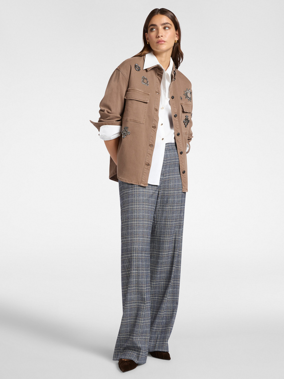 Pantalones masculinos de tela con diseño