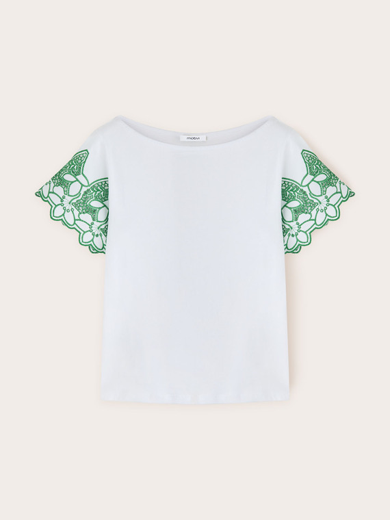 T-shirt with embroidered sleeves