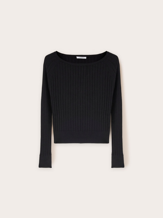 Pullover mit Bootshals in flacher Rippstrickstruktur