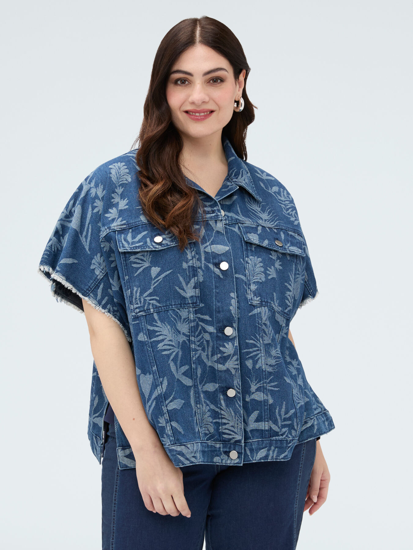 Jeanshemd mit Jacquard-Blattmuster image number 4