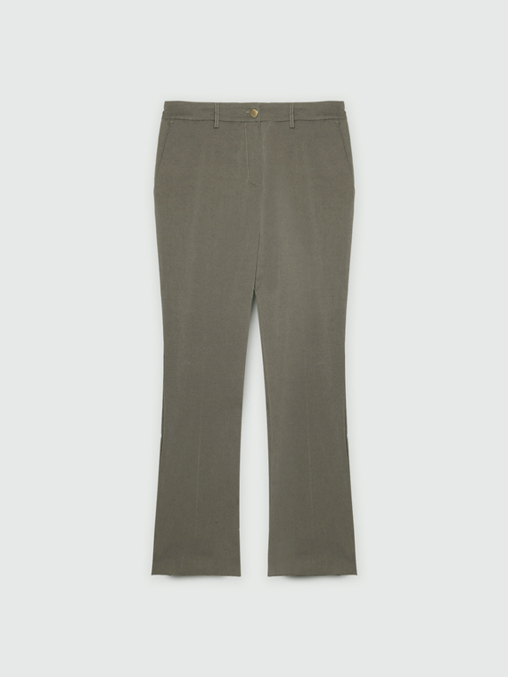 Cropped trousers