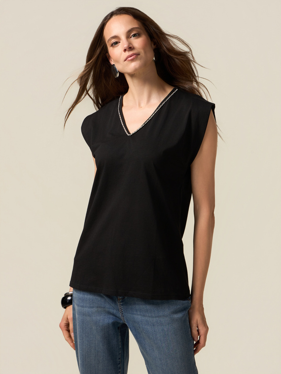 Tricou cu lanț bijuterie