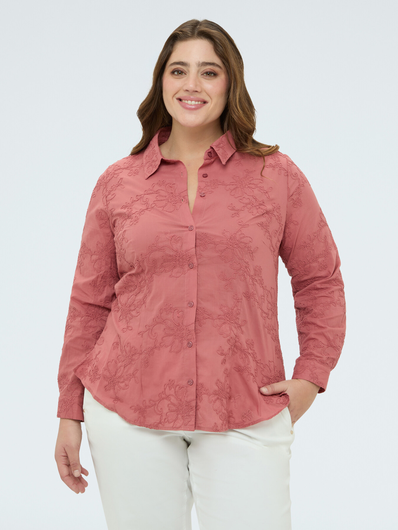 Camicia con ricami floreali tono su tono image number 0