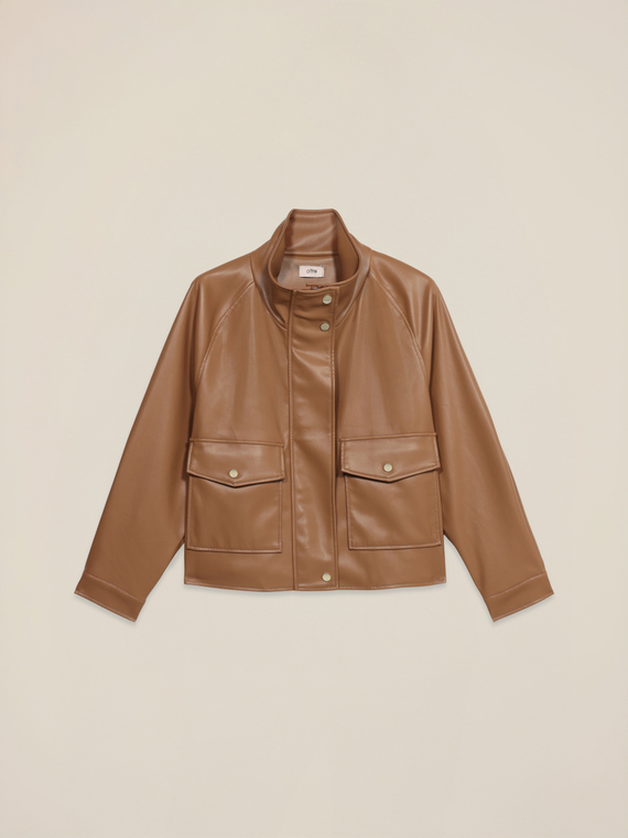 Giubbotto corto con collo alto