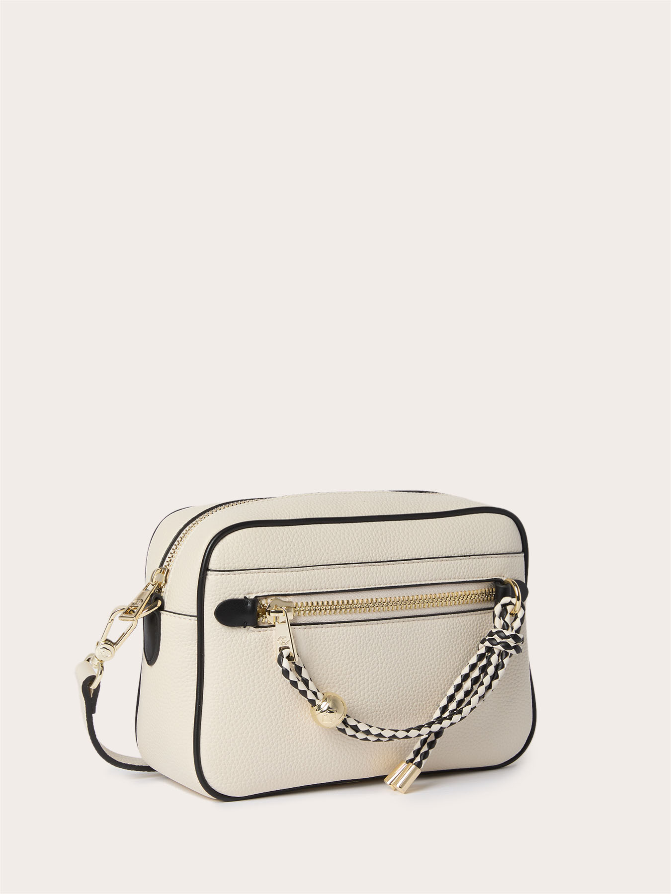 Sac bandouli&egrave;re avec d&eacute;tail tress&eacute; image number 3