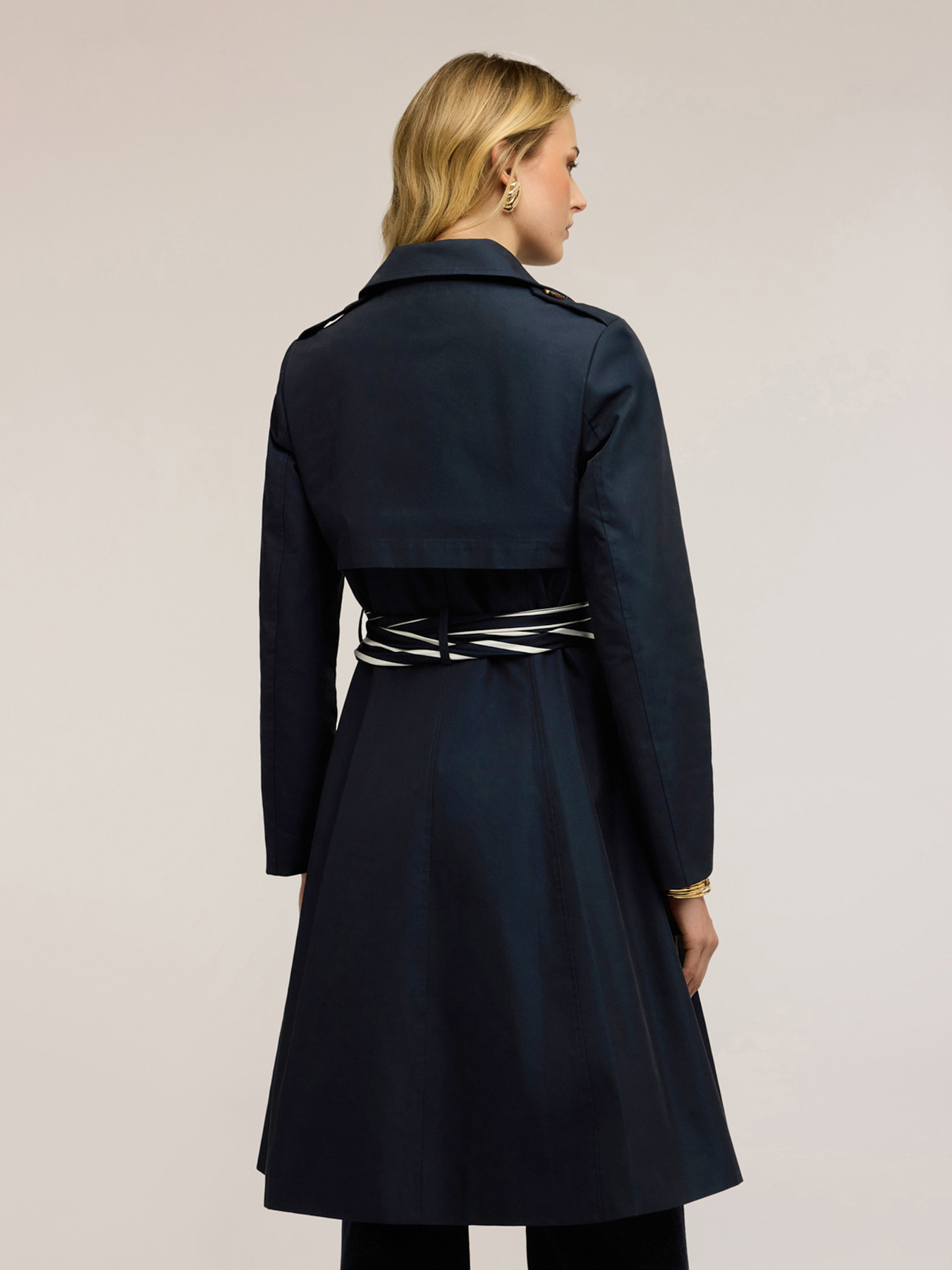 Mixed cotton drill trench coat with double belt image number 4