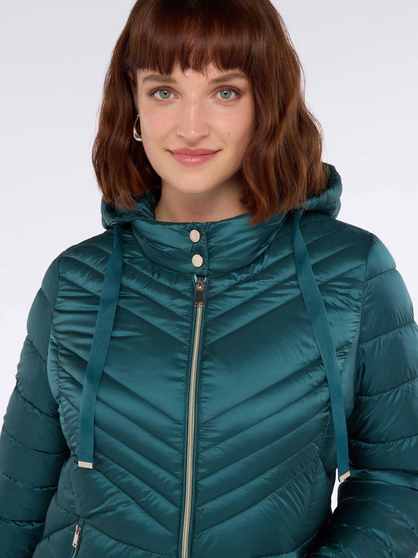 Quilted down jacket with chevron pattern and hood image number 3