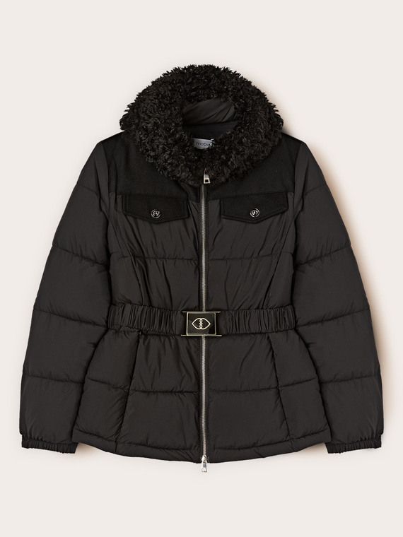 Kurze Daunenjacke mit Gürtel
