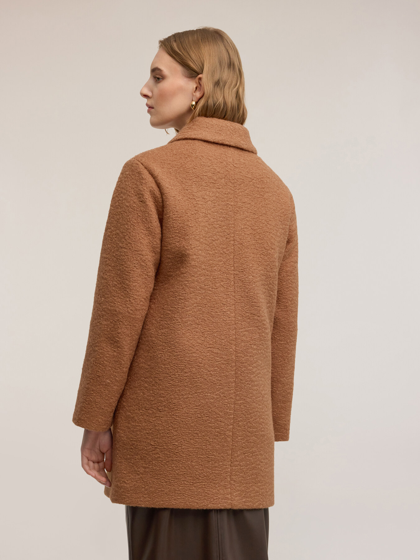 Mantel aus Boucl&eacute;-Stoff image number 1