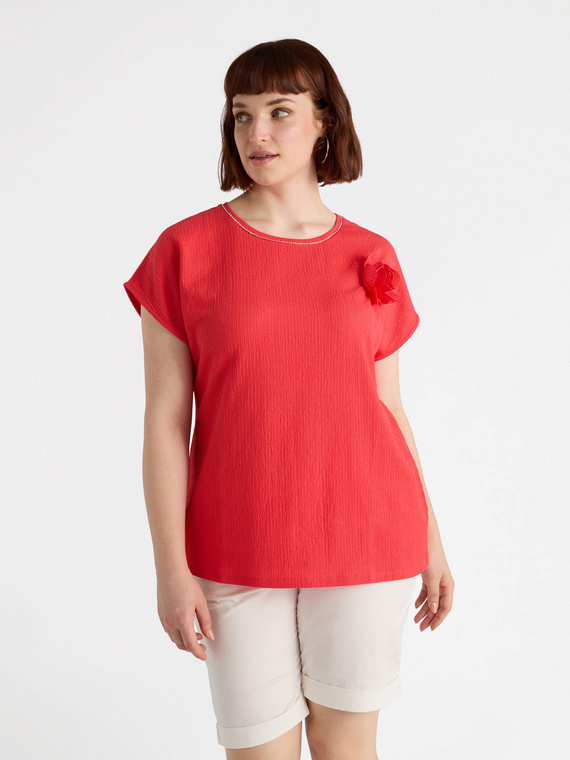 Crepon blouse with flower
