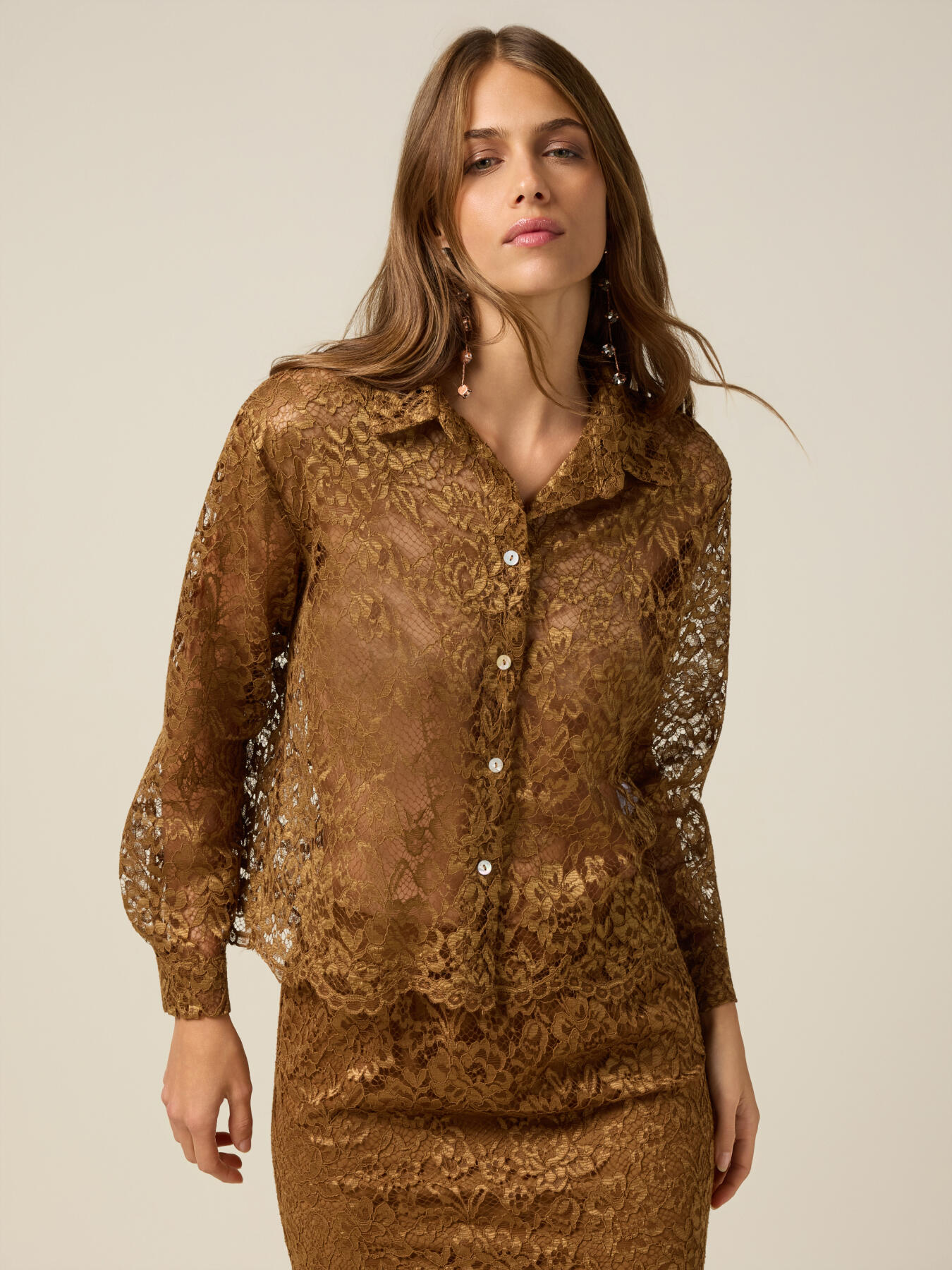 Camisa de encaje con borde festoneado image number 0