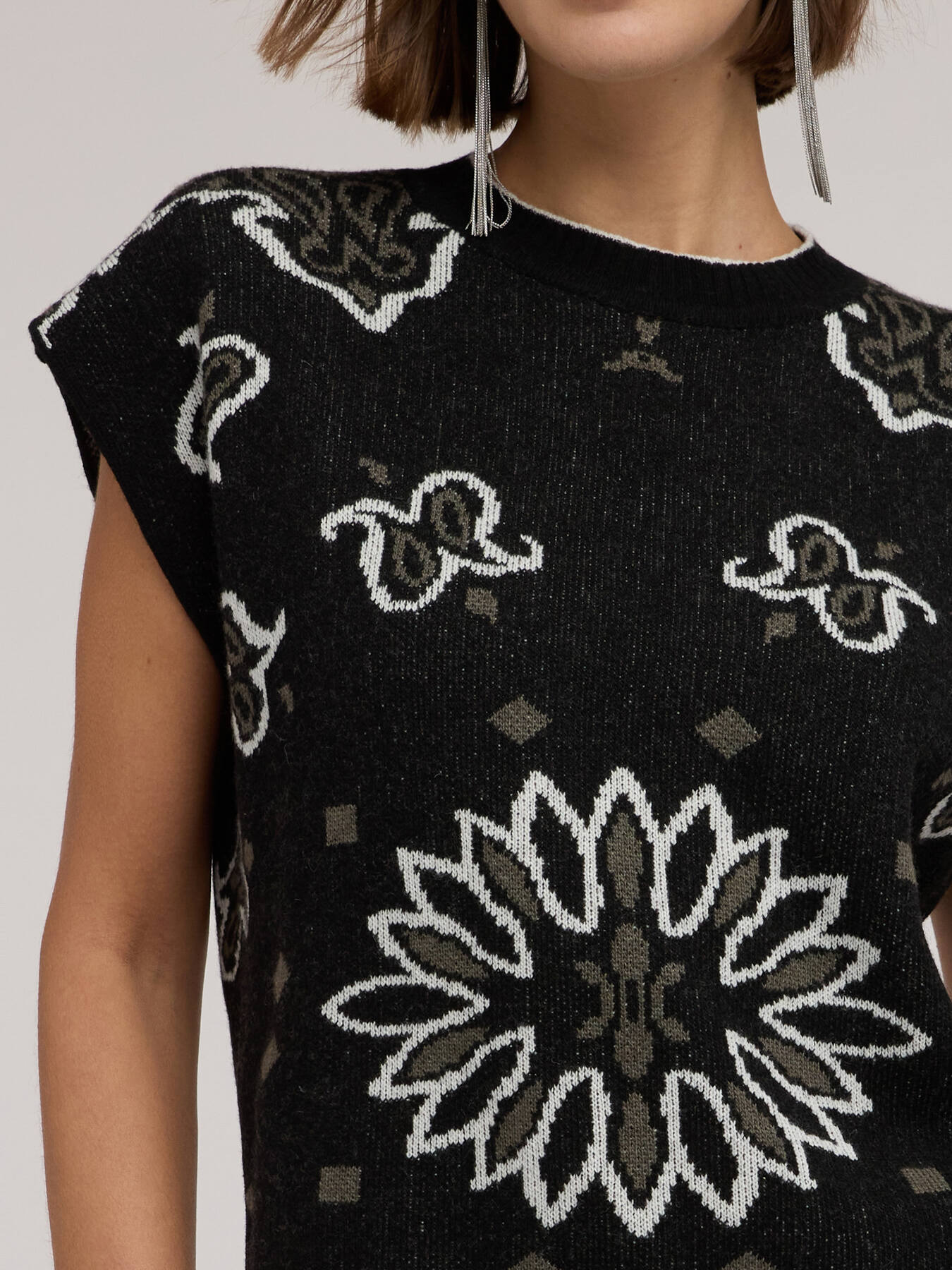 Jacquard knit top image number 3