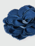 Blumenbrosche aus Denim image number 2