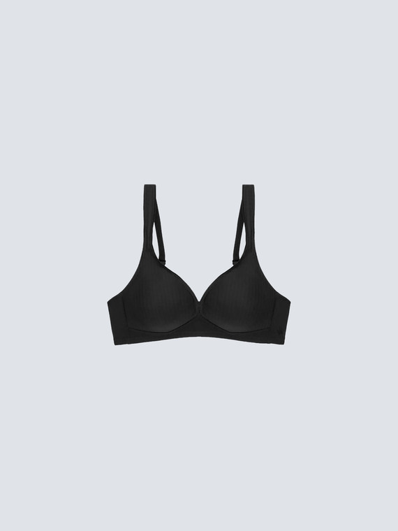 Triumph bra without underwire D cup