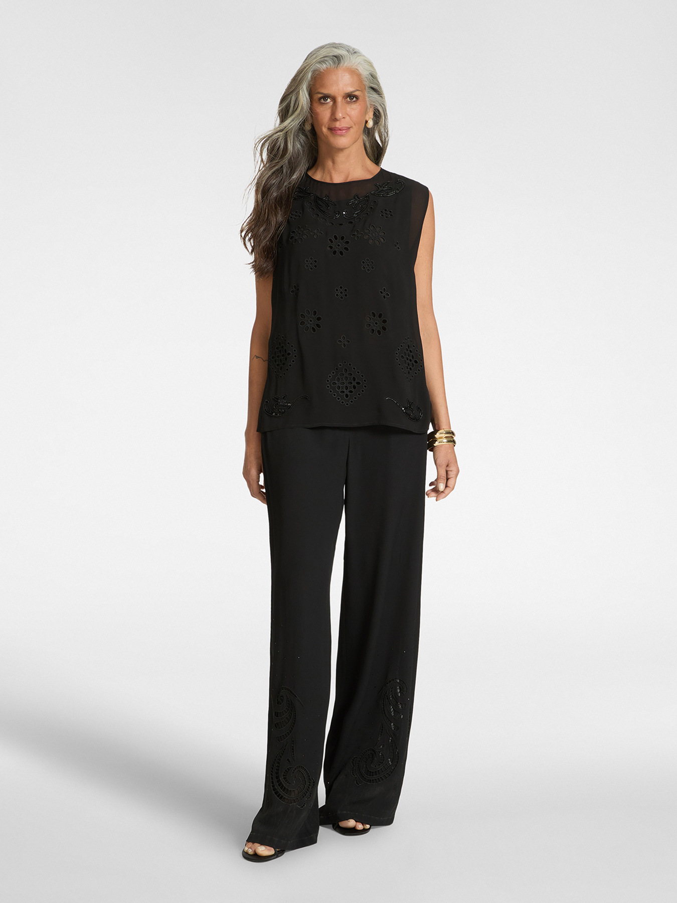 Blusa in georgette traforata image number 2