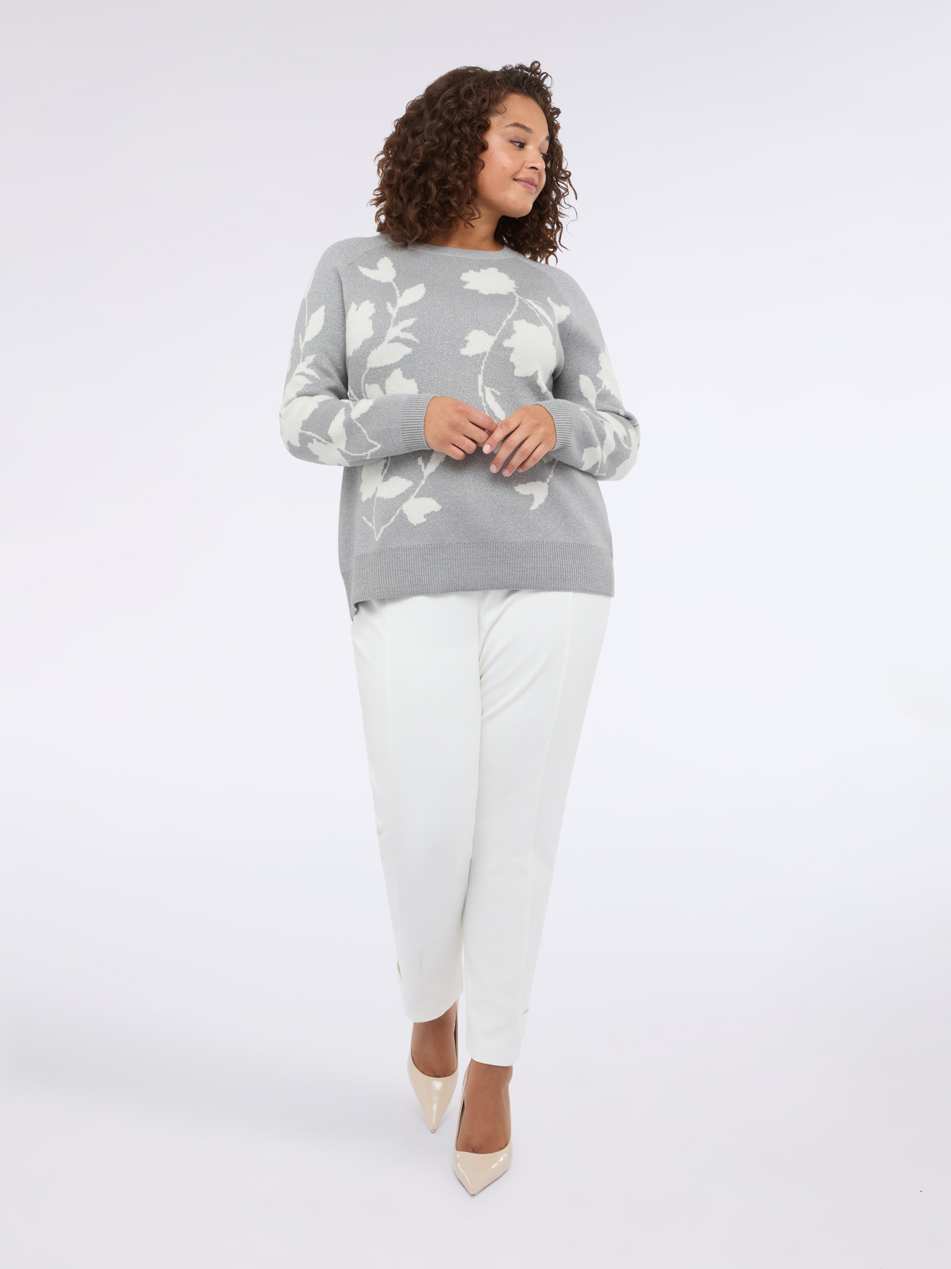 Floral pattern sweater image number 0