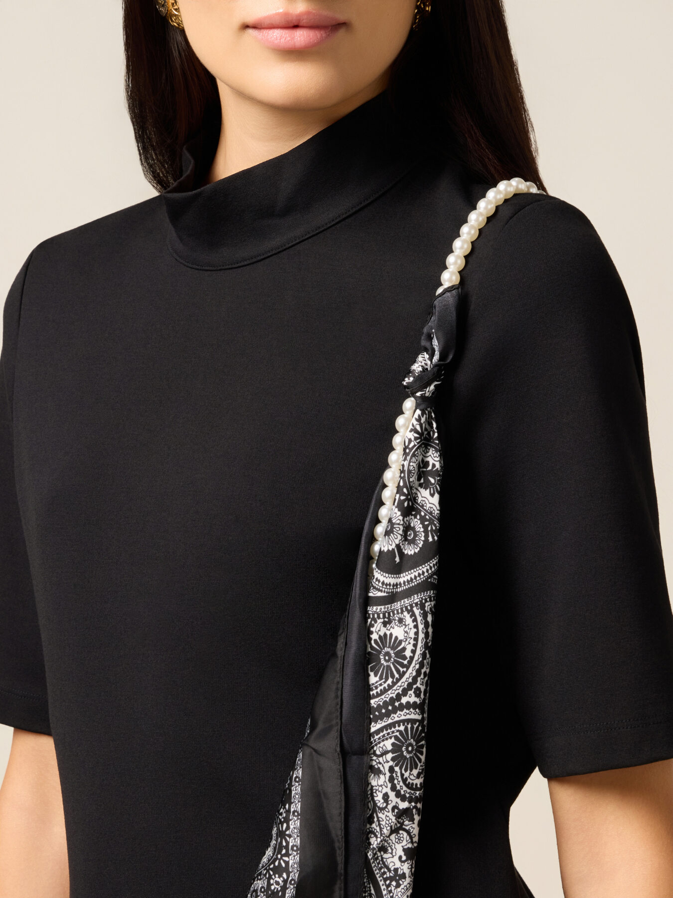 Vestito tubino con dettaglio foulard image number 2