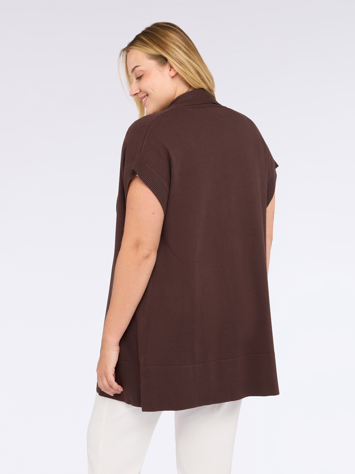 Cardigan lungo in maglia fine con maniche corte image number 2