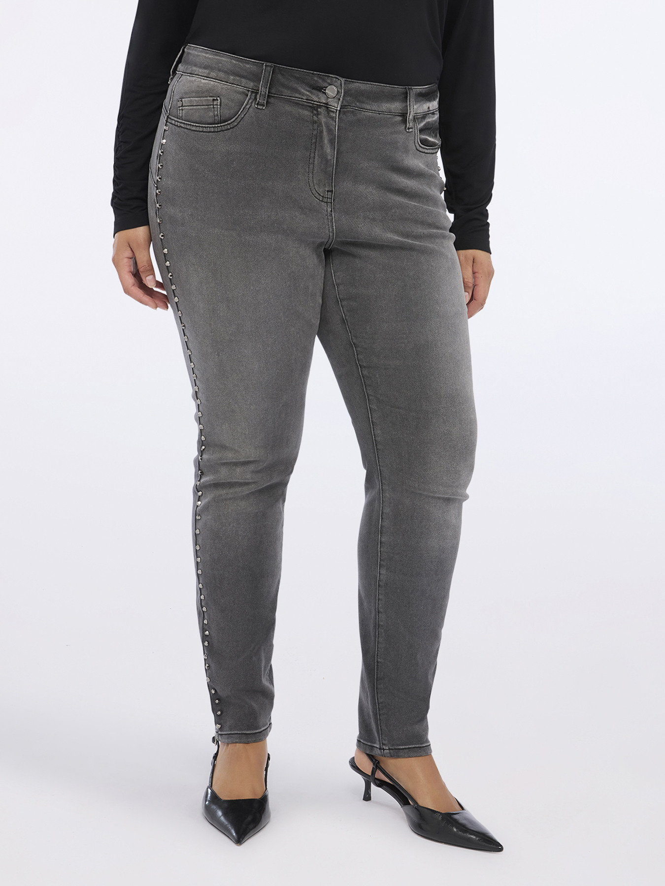 Jean skinny à clous image number 2