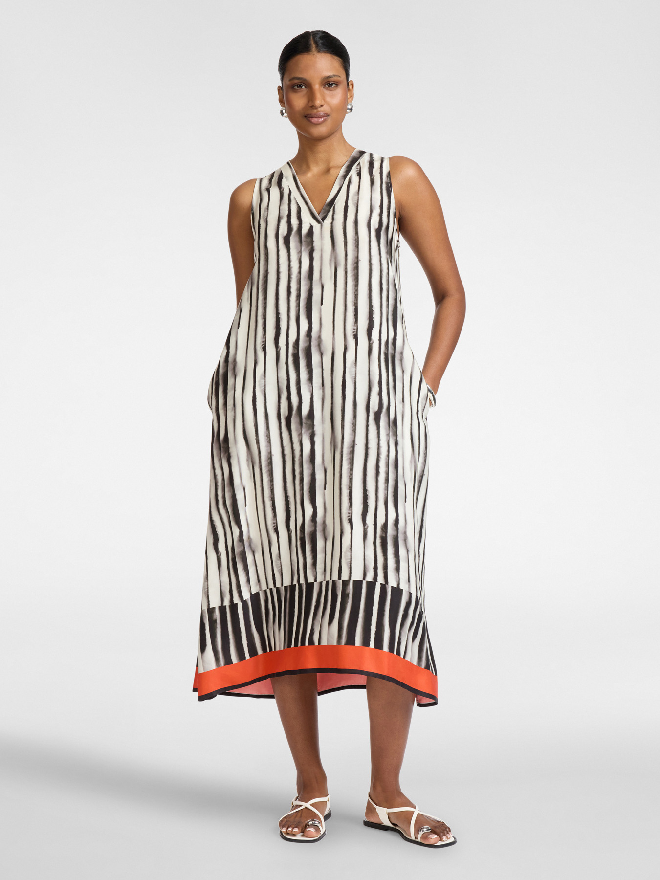 Abito linea ad A raso stampato image number 2