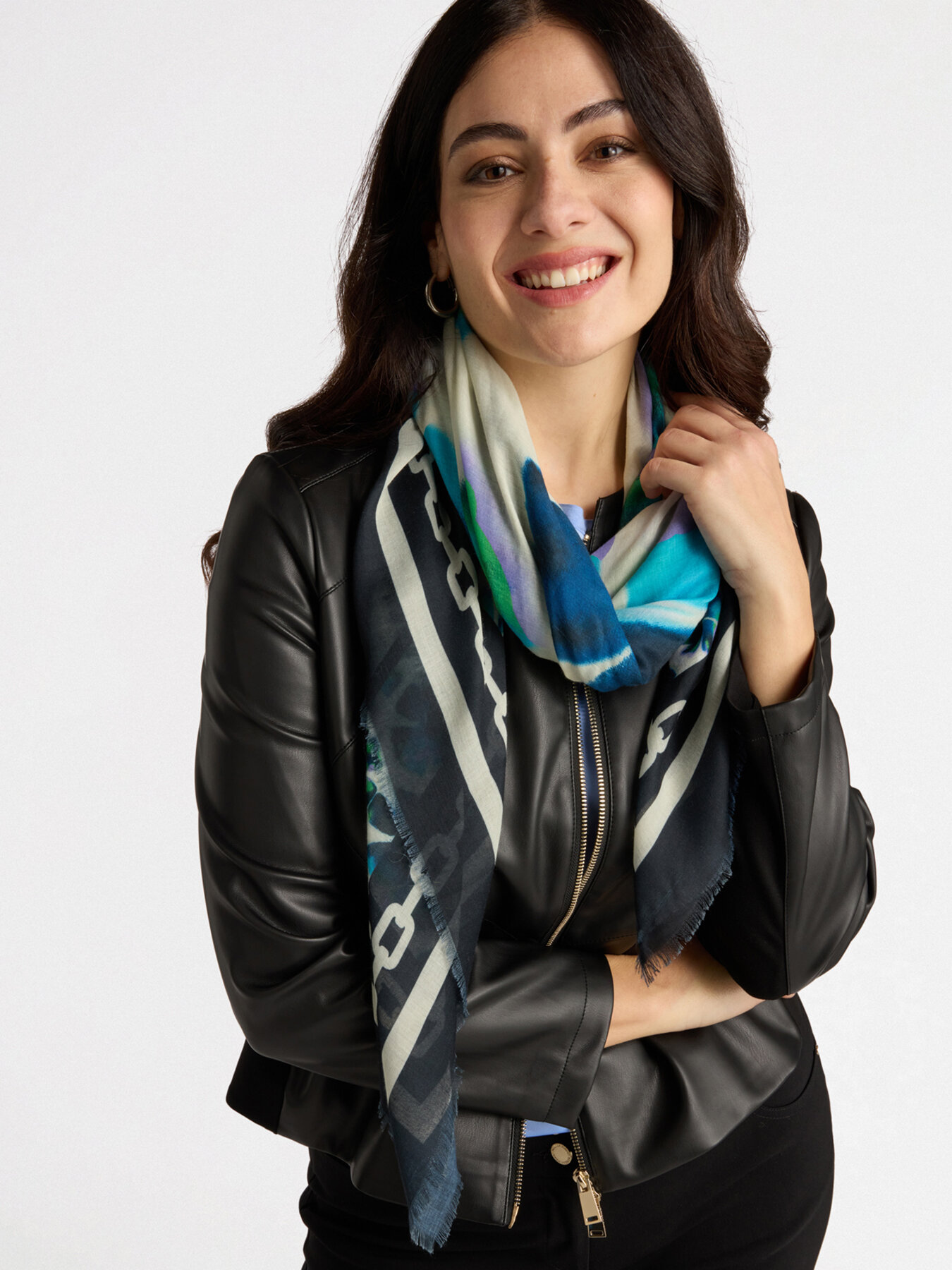 Foulard floreale con bordi image number 0