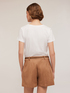 T-Shirt mit aufgestickten Perlen image number 1
