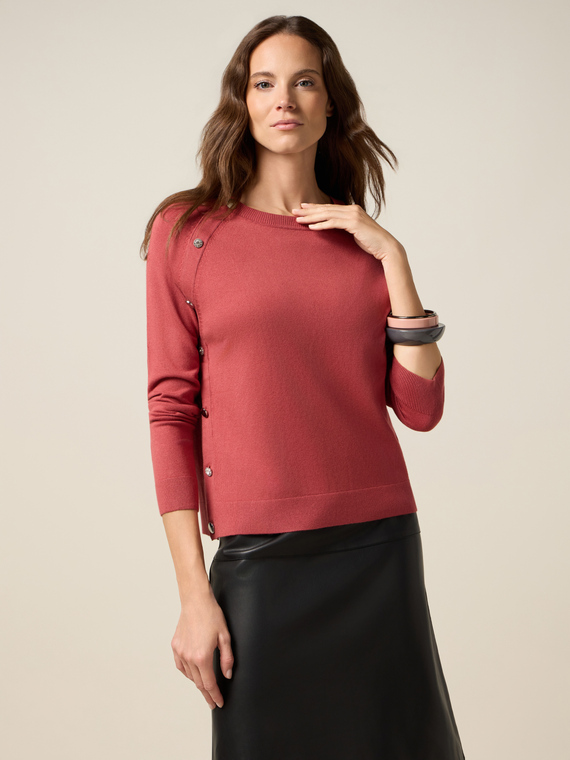 Maglia misto viscosa con bottoni decorativi