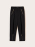 Pantalones carrot con cremallera en el bajo image number 4