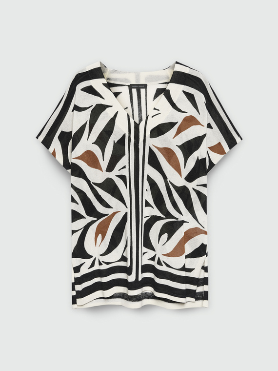Camiseta con estampado étnico