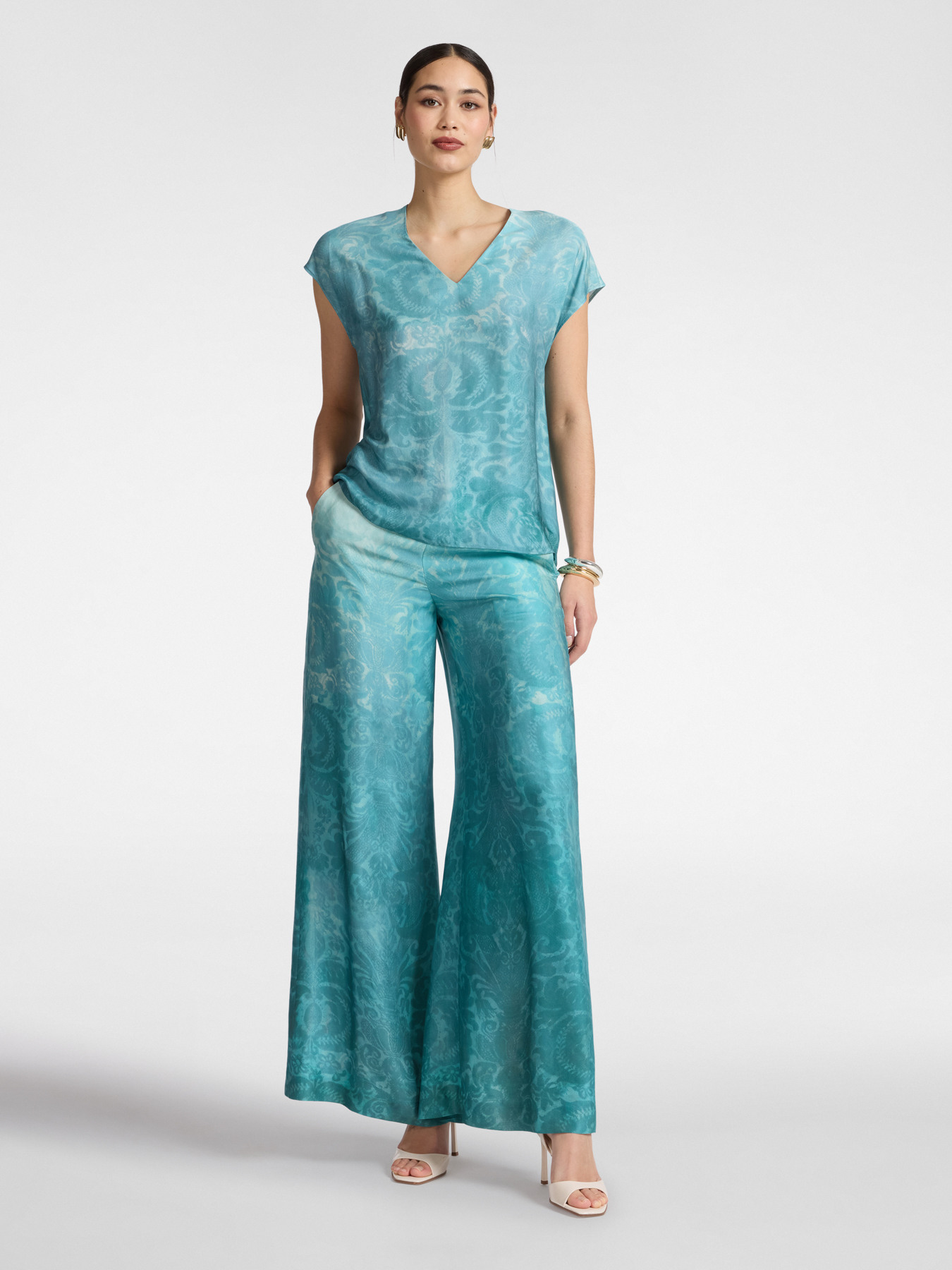 Blusa stampata image number 2