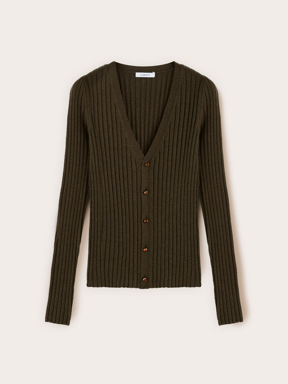 Cardigan a coste in maglia