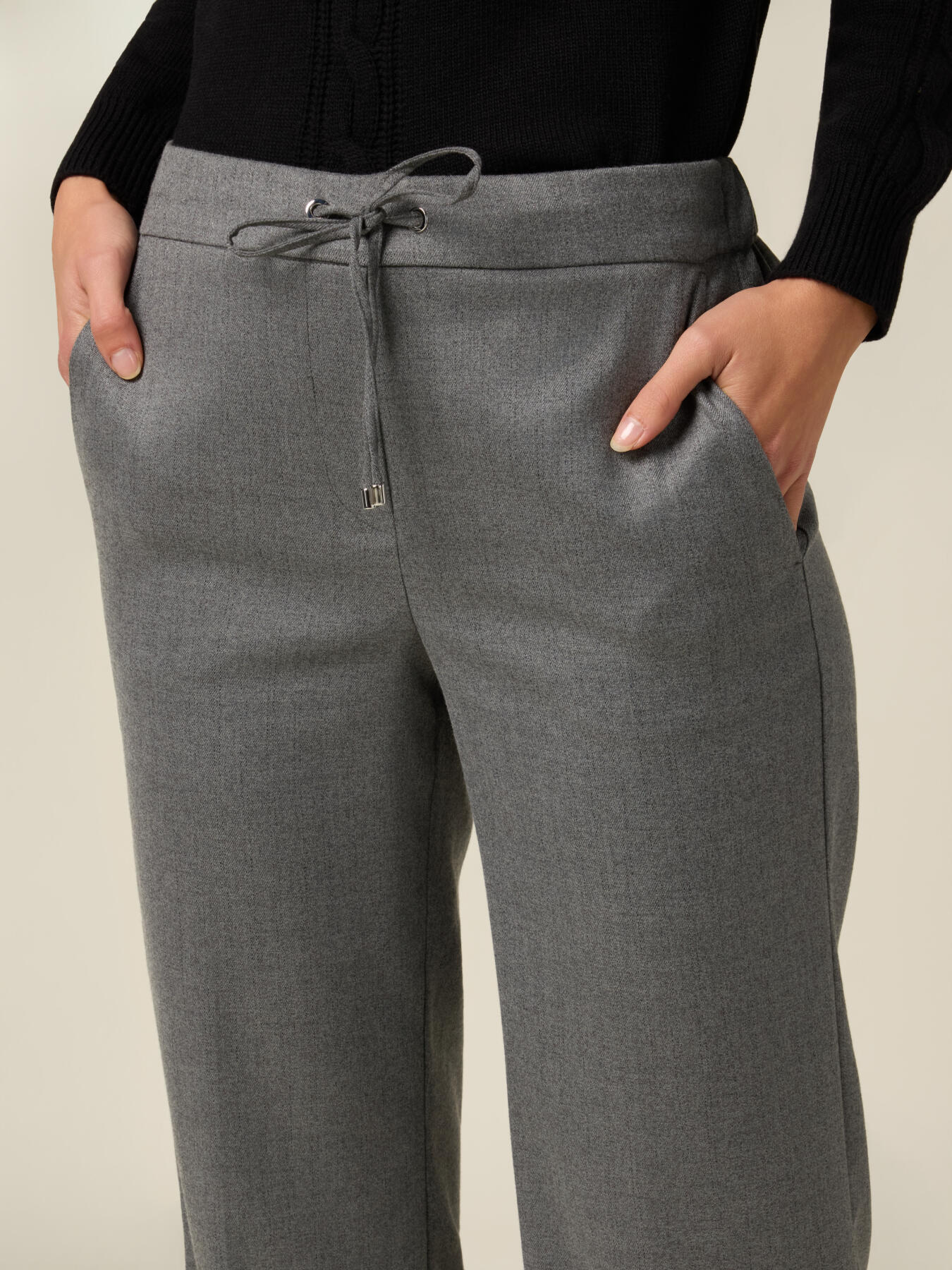 Pantaloni in flanella con coulisse image number 2