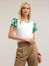 T-shirt with paisley print sleeves image number 3