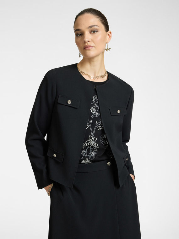 Giacca corta girocollo