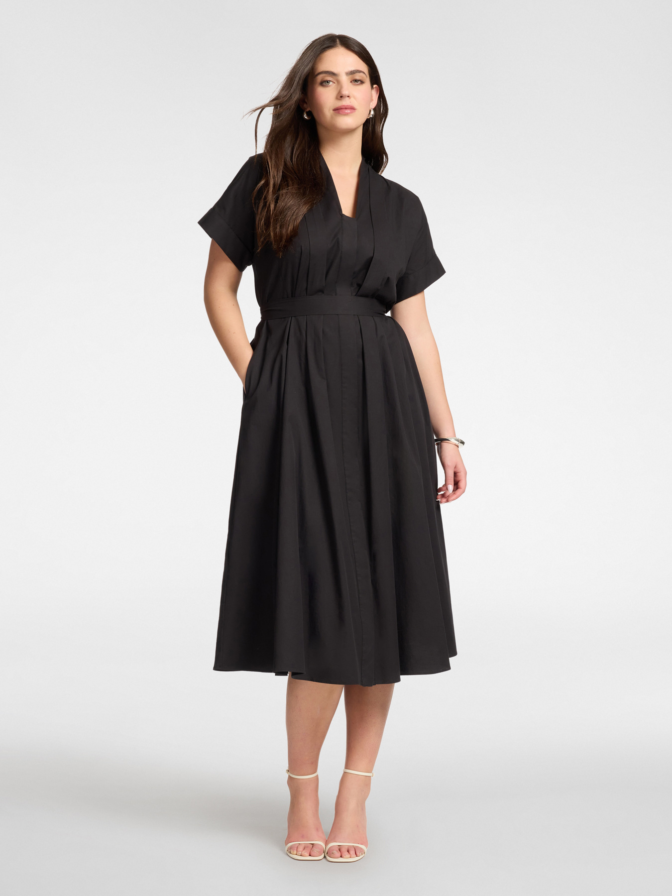 Flare dress with belt image number 2