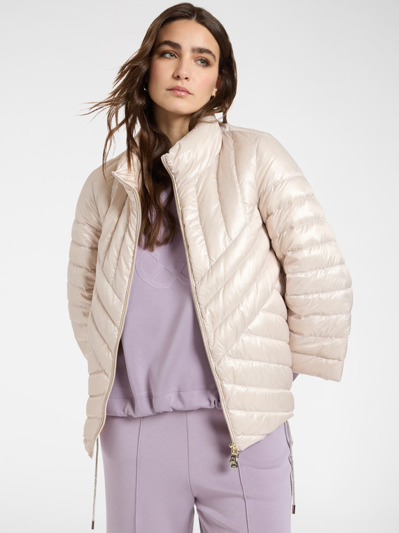 Lightweight quilted down jacket