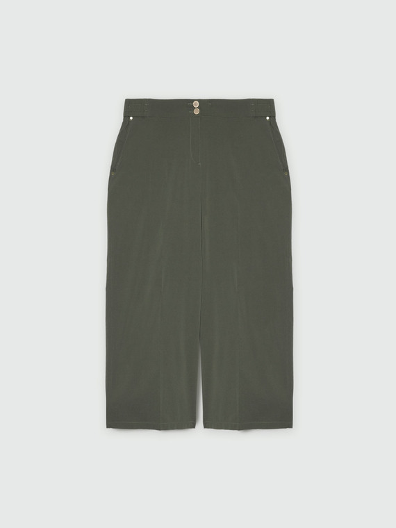 Pantaloni cropped leggeri