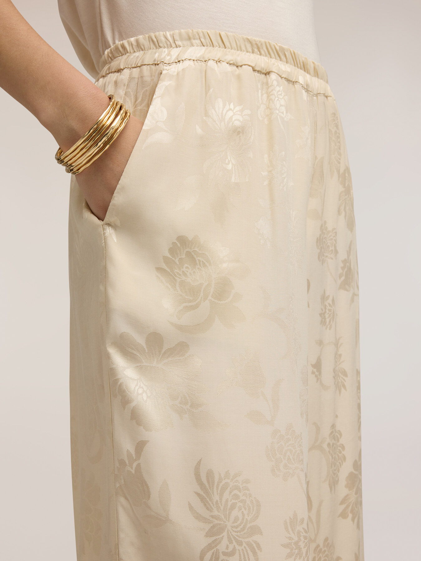 Pantaloni palazzo din satin jacquard image number 3