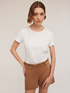T-Shirt mit aufgestickten Perlen image number 0