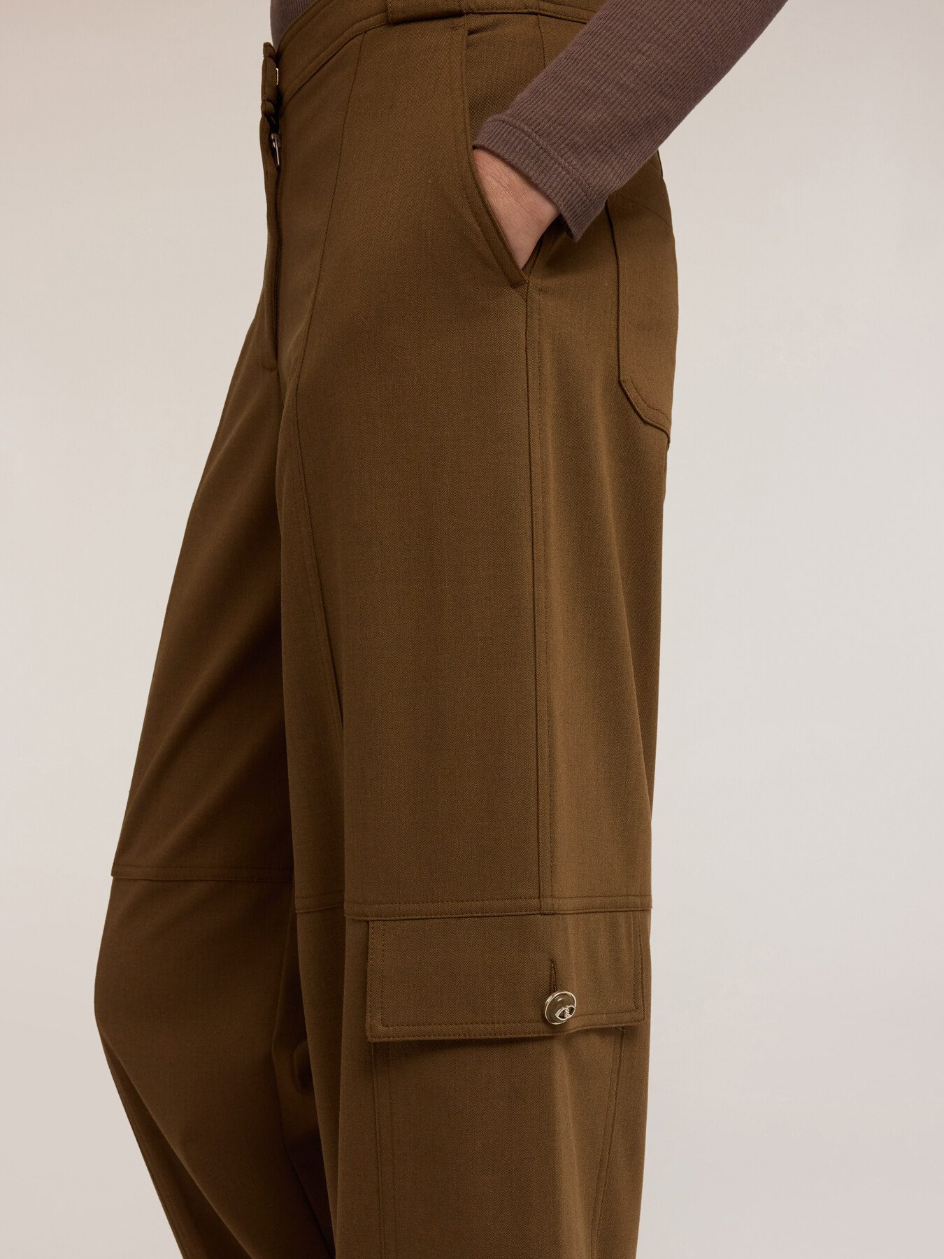 Pantaloni cargo in flanella misto lana image number 2